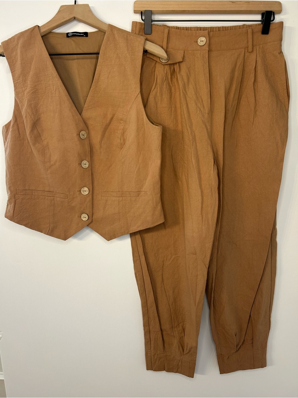 PRETTYGARDEN Women’s Brown 2 Piece Set with Vest and Pants, Size Medium - Picture 3 of 15